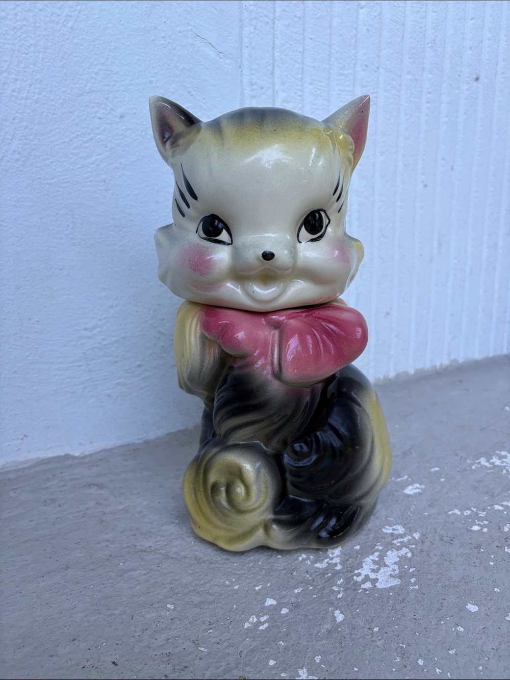 Vintage American bisque fluffy the cat cookie jar